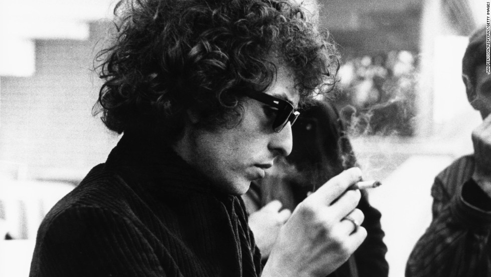 Bob Dylan, el Premio Nobel y de cómo desaparecer a los escritores de la&nbsp;escena